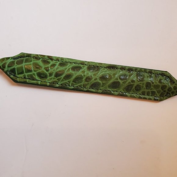 Jack Rabbit Green Purse - Picture 5 of 10